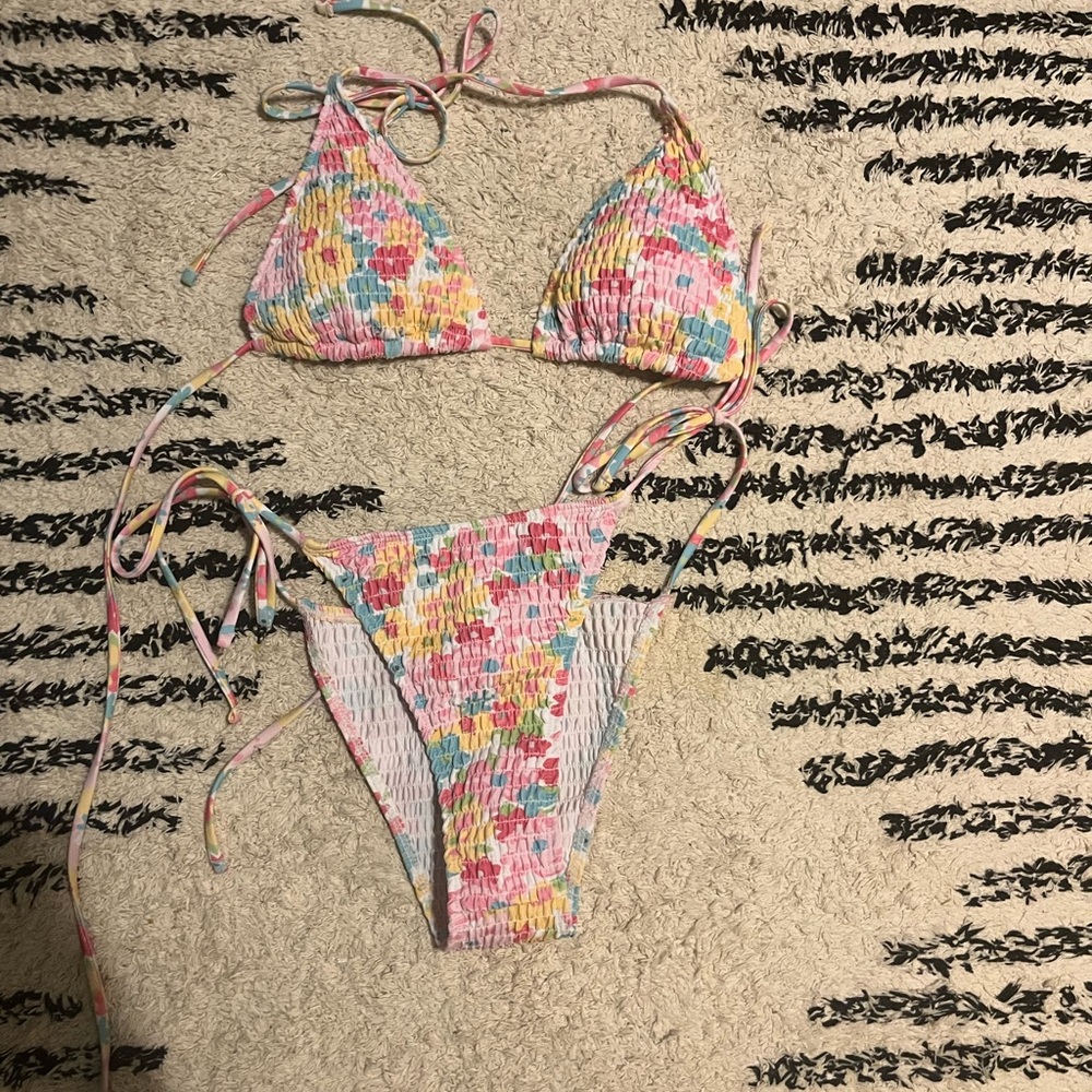 SHEIN floral bikini set